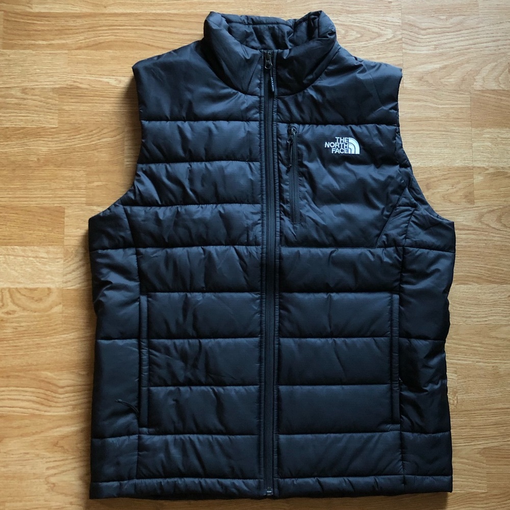 Men’s Medium North Face vest